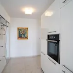 Spacious Modern One Bedroom With Garden & Seaview Apartament *