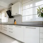 Apartament Spacious Modern One Bedroom With Garden & Seaview *