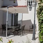 Spacious Modern One Bedroom With Garden & Seaview Rab Town