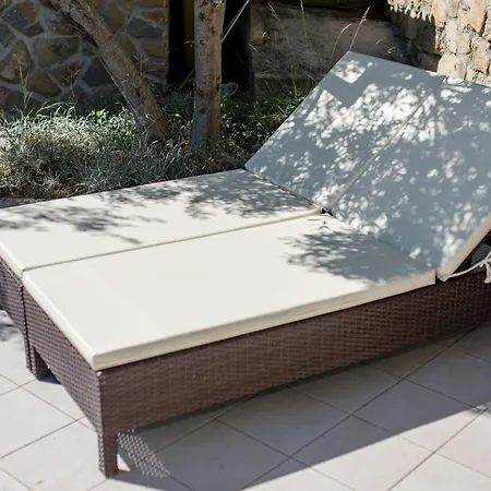 Spacious Modern One Bedroom With Garden & Seaview Apartment Rab Town